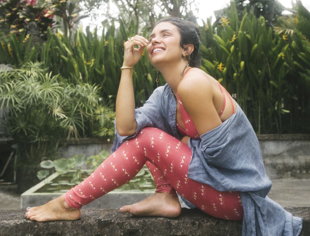 como usar legging com blusa curta