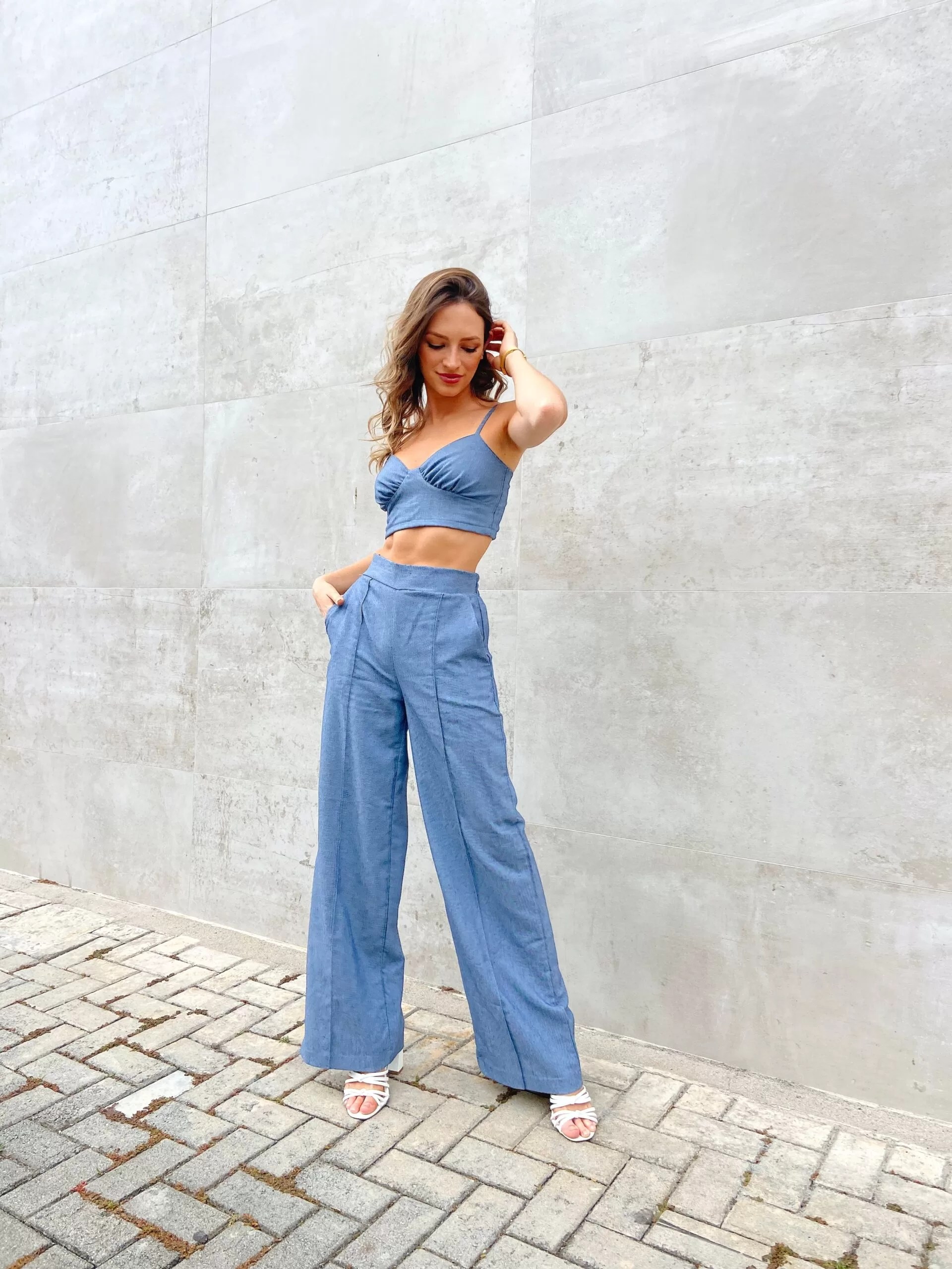 calça cropped feminina