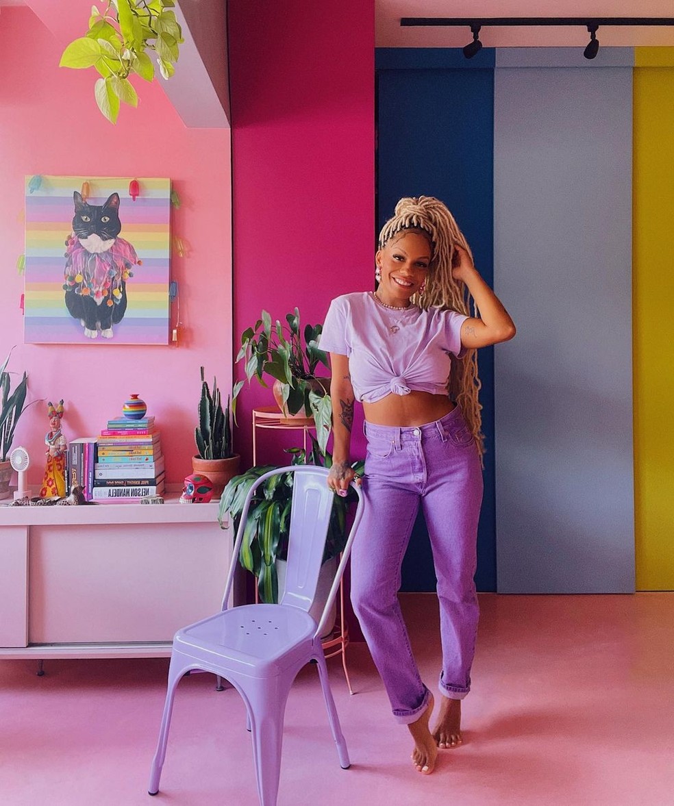 looks com calça colorida