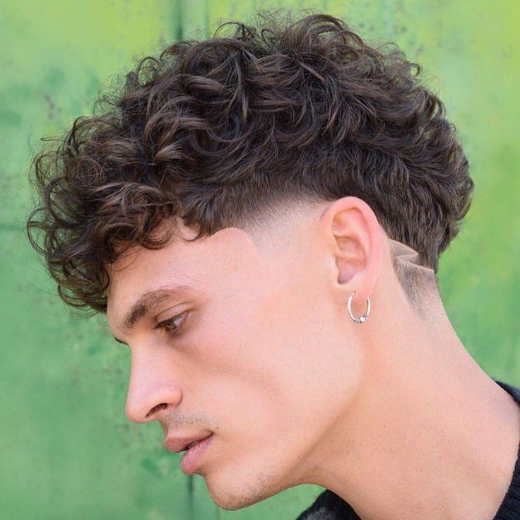 penteados cabelo cacheado homem