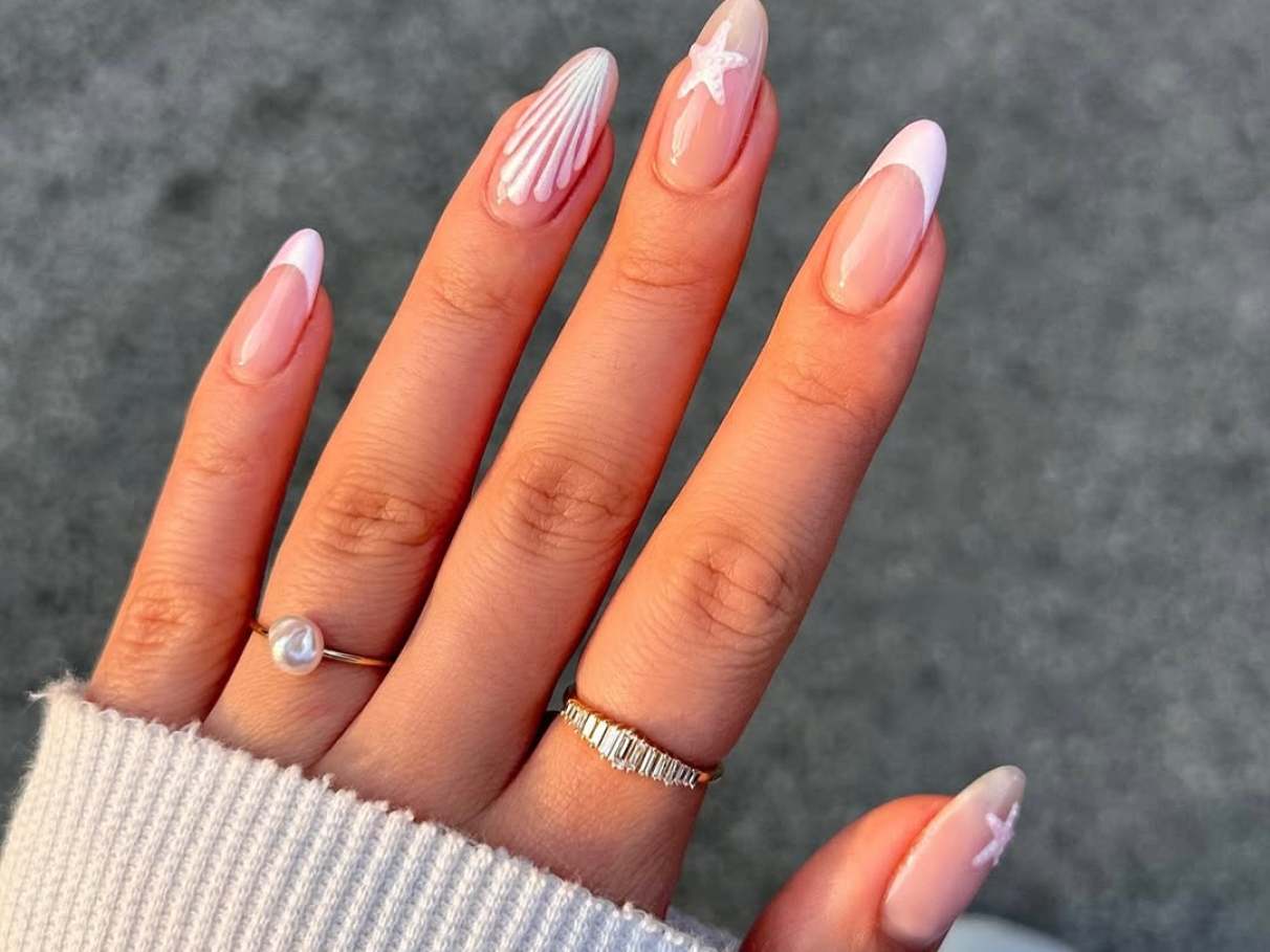 unhas brancas decoradas 2026