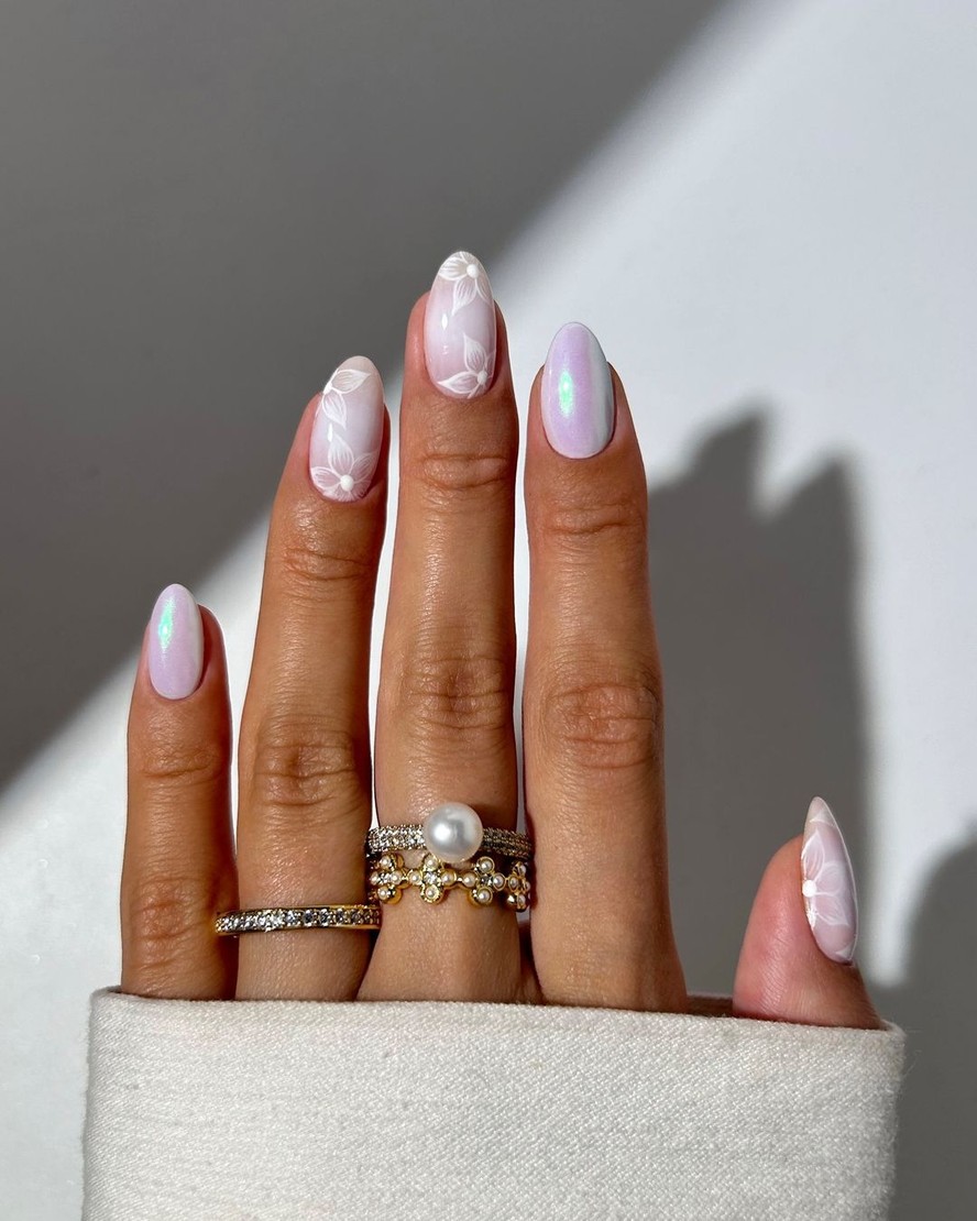 unhas brancas decoradas 2026