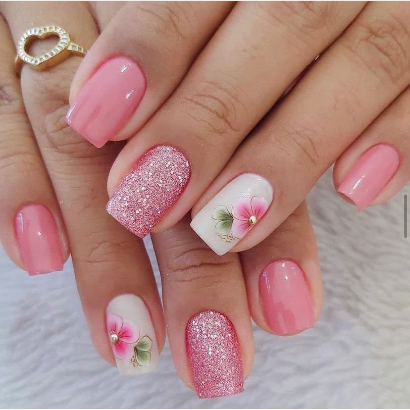unhas com efeito marmorizado