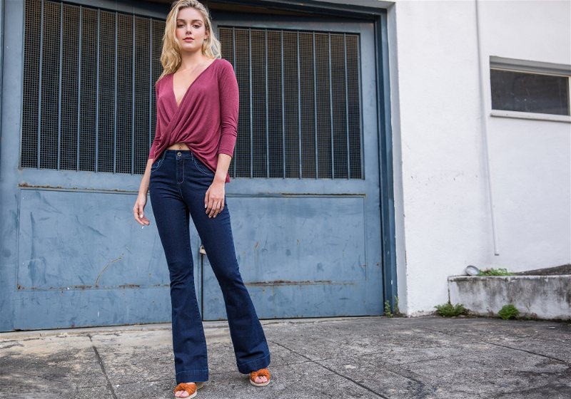 styling calça flare jeans
