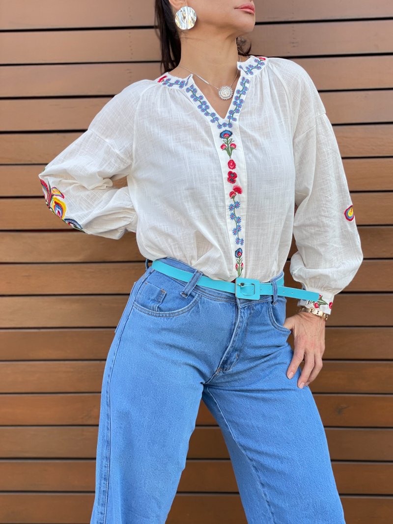 calça wide leg para baixinhas