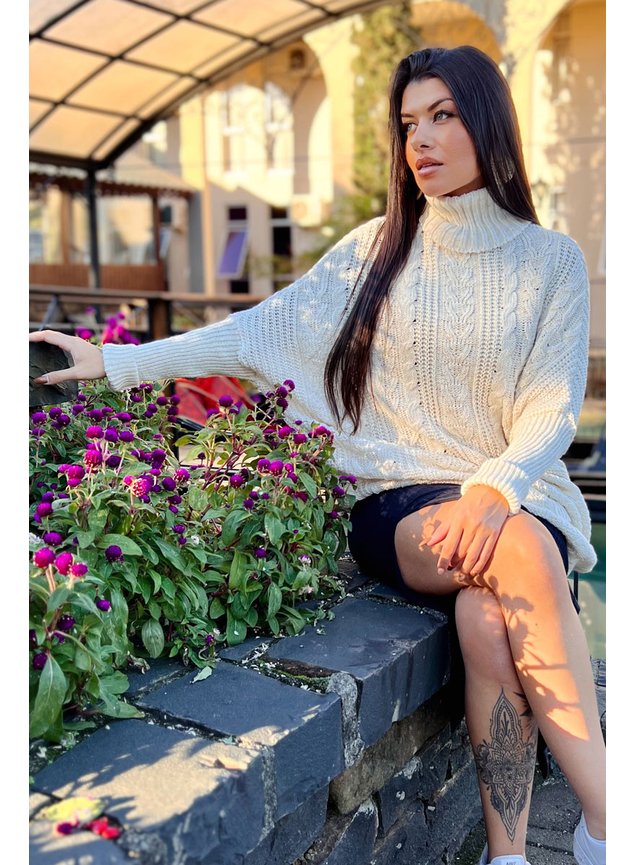tricot branco oversized
