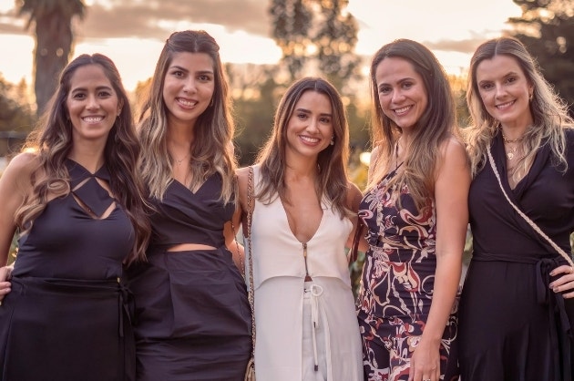acessórios para vestido de festa noturno