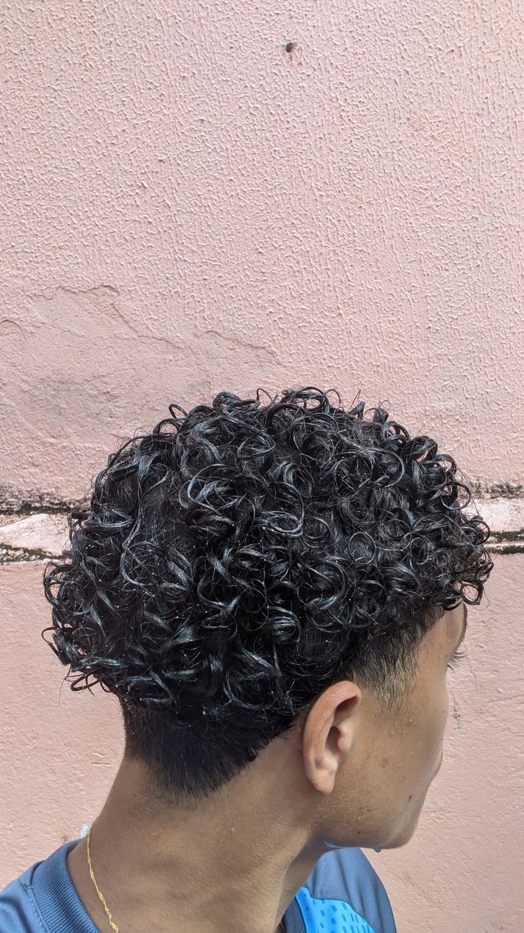 melhores cortes para cabelo cacheado curto homem