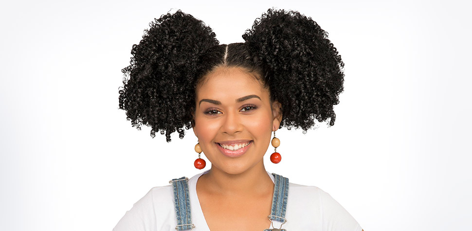 penteado junino simples cabelo cacheado